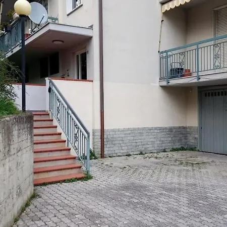 شقة Sestaben - Flat With Parking Space, Simple And Spacious - Away From Traffic *