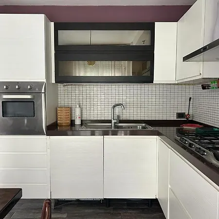 Sestaben - Flat With Parking Space, Simple And Spacious - Away From Traffic لا سبيتسْيا